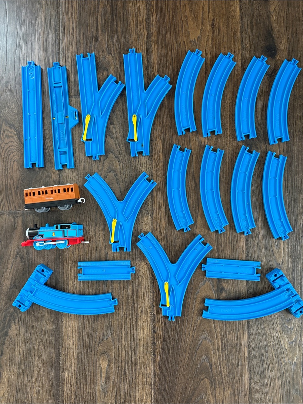 2002 Thomas and Friends 20 piece train set